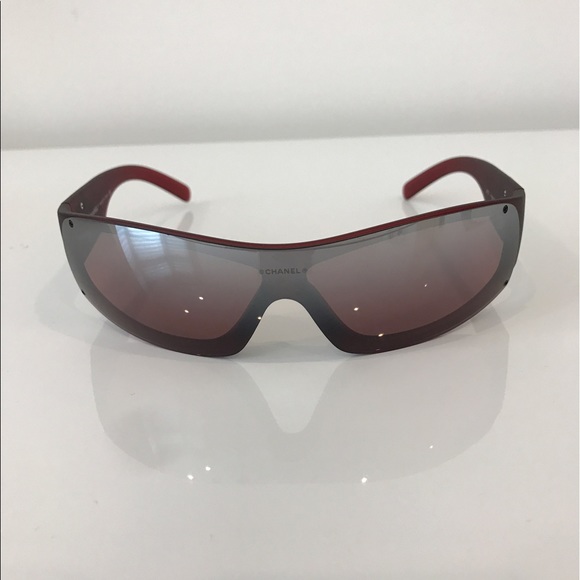 Authentic Chanel sunglasses - Picture 4 of 8
